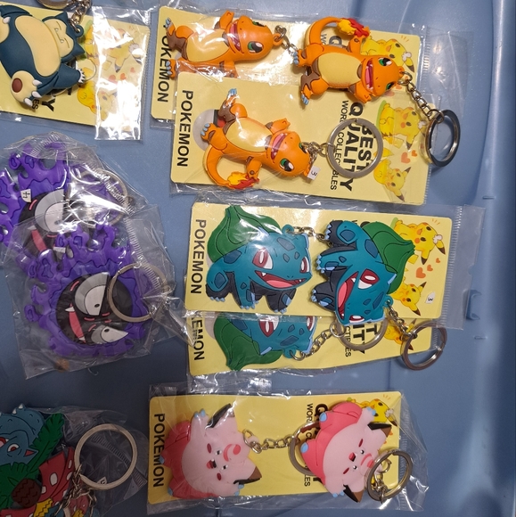 Pokemon keychains - Picture 3 of 6